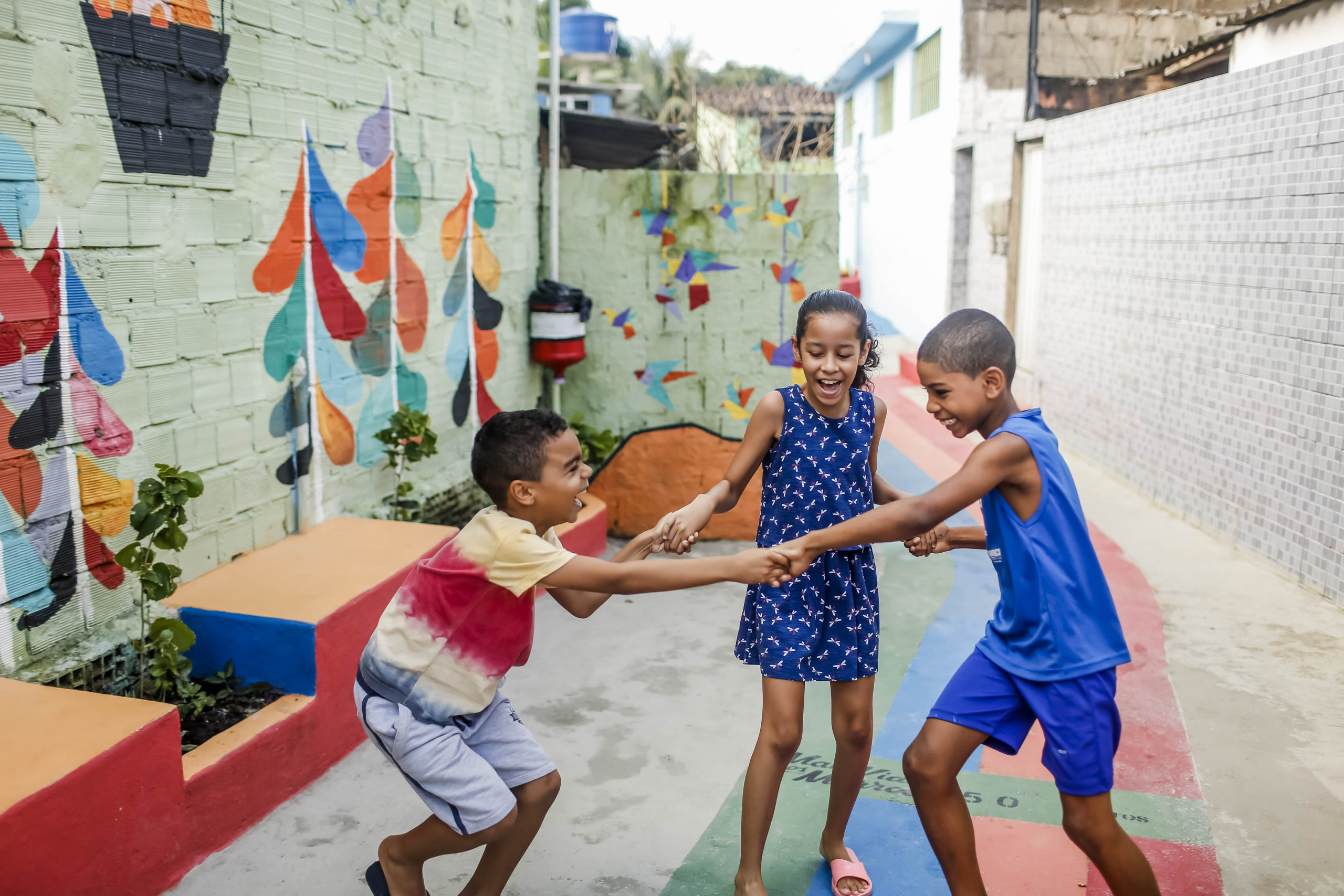 Intervenções para crianças do Mais Vida nos Morros - Foto: Andrea Rego Barros