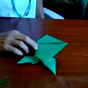 Vídeo mostra como brincar de origami